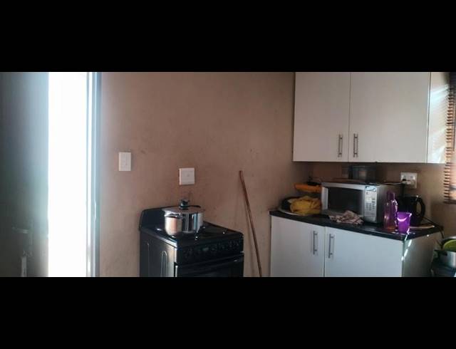 2 BEDROOM PROPERTY TO RENT IN PALM RIDGE